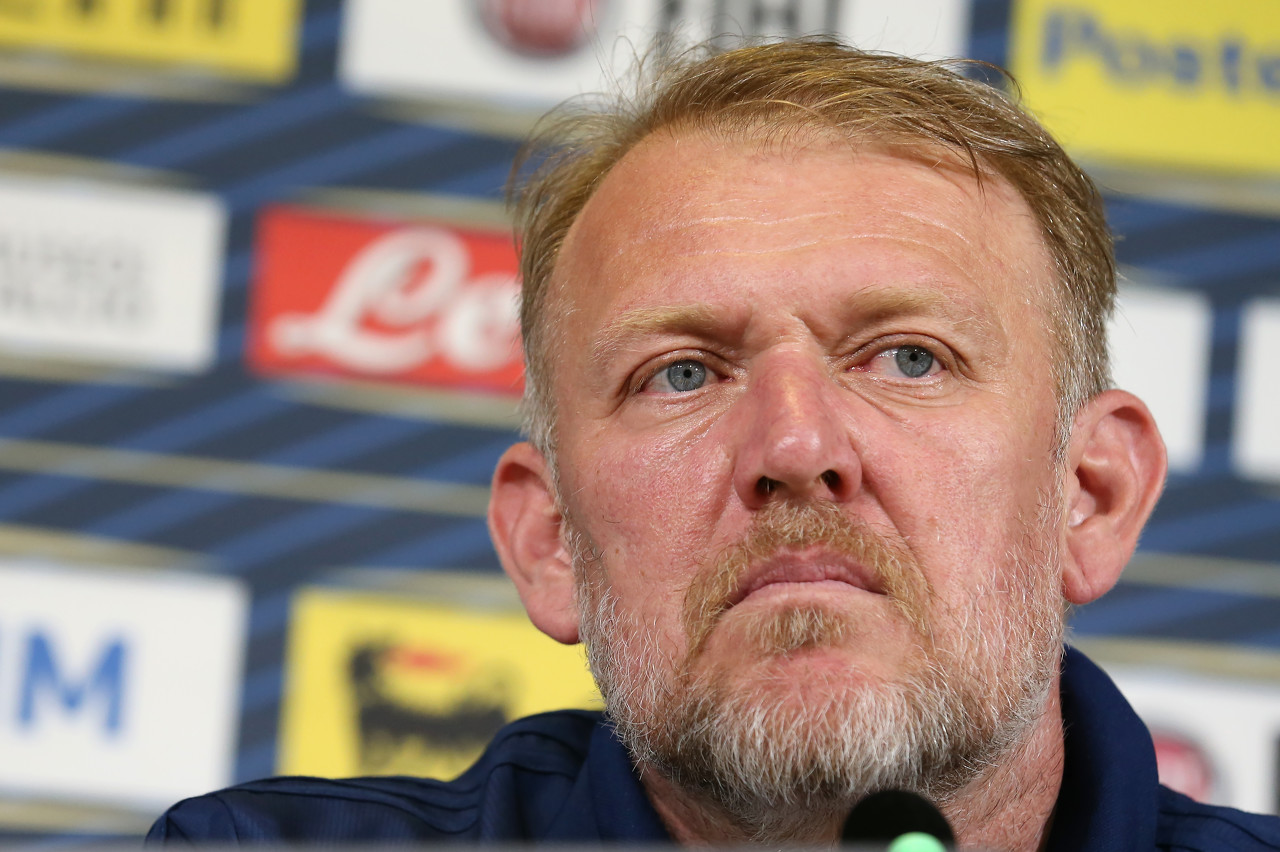 半岛体育APP-普罗辛内茨基：我更支持皇马而非巴萨 瓜迪奥拉速度不快但很聪明